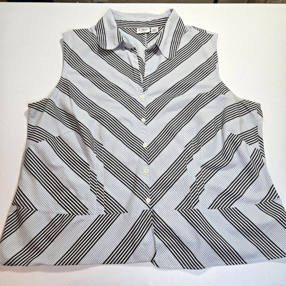 Cato Womens 18/20 Sleeveless Button Front Blue Hues Contrasting Stripes Office